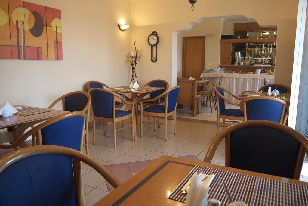 Fani Hotel Loutra Edipsou  Esterno foto